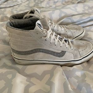 VANS Sk8-Hi High top Woman's Size 8 Shoes